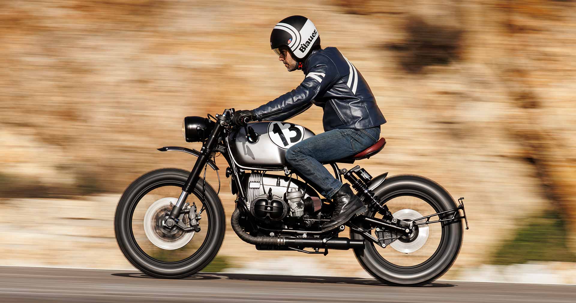 crd131 - moto segura para viajes - cafe racer dreams